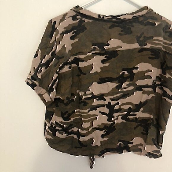STORIA Brown Black Tan Camo Camouflage Short Sleeve Tie Button Down Crop Top M - Picture 9 of 12